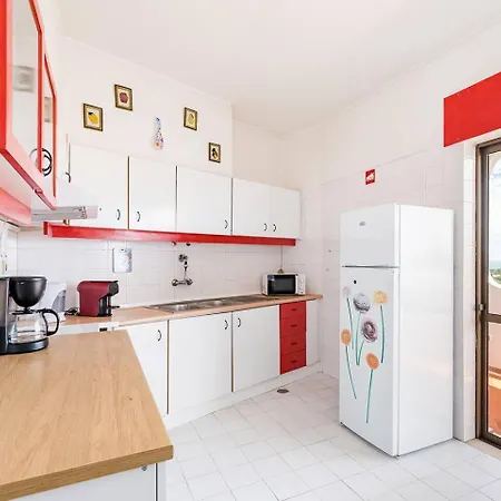 Tac - Sunrise Montechoro Apartman *